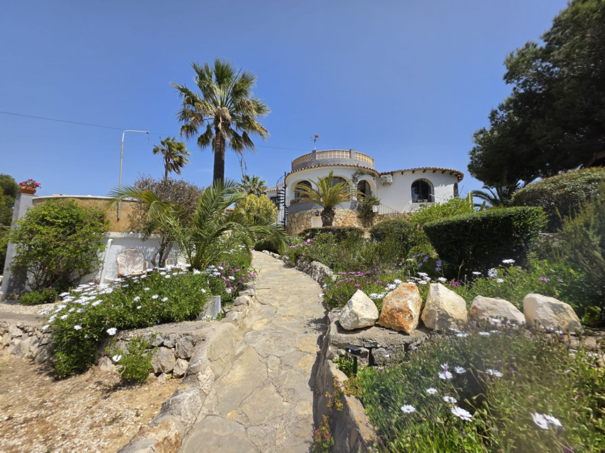 2 Bed Townhouse for sale in Javea Costa Blanca, Alicante, Spain