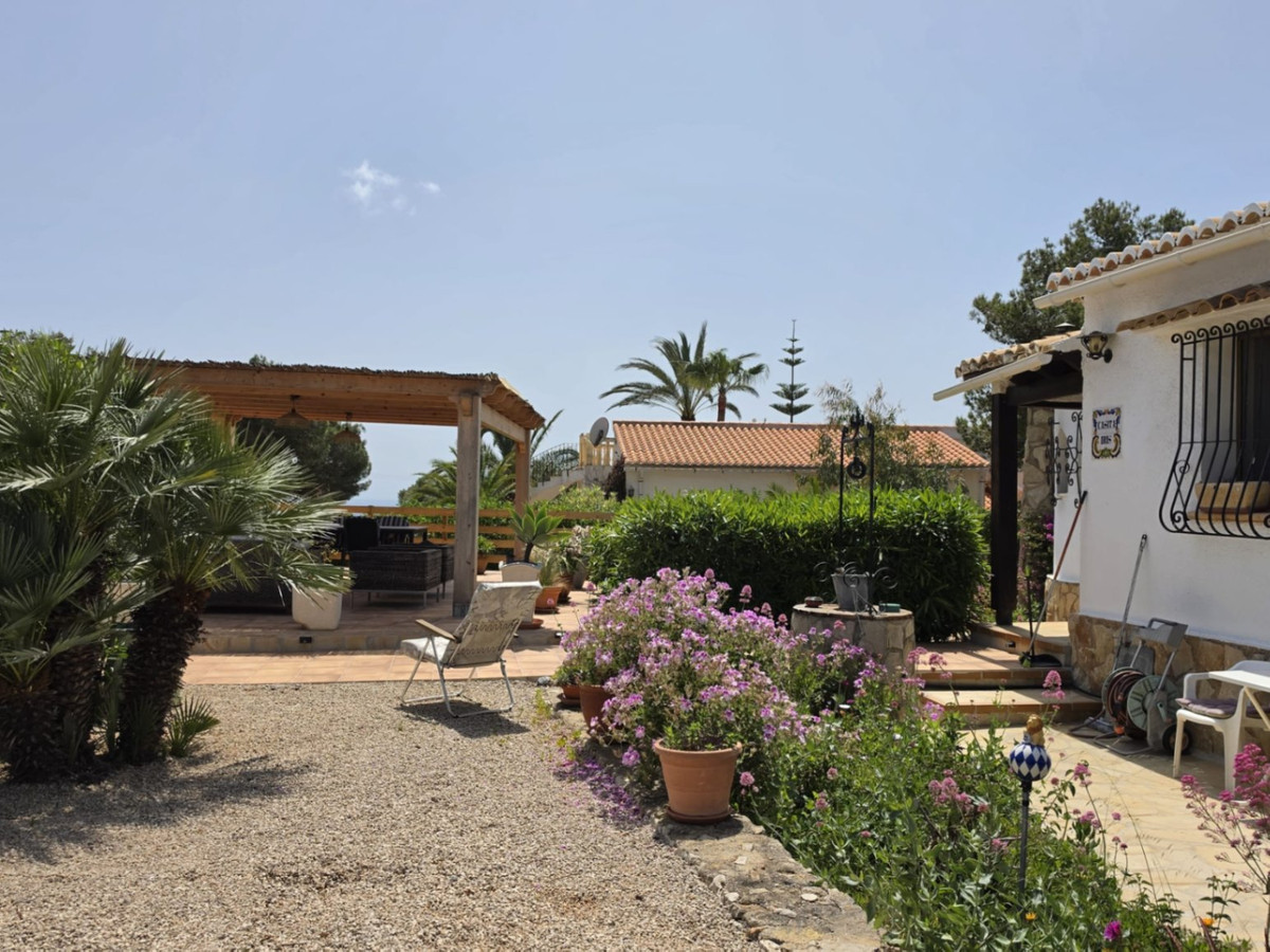 2 Bed Townhouse for sale in Javea Costa Blanca, Alicante, Spain