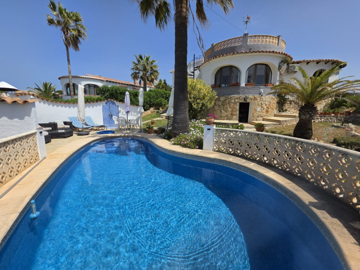 2 Bed Townhouse for sale in Javea Costa Blanca, Alicante, Spain