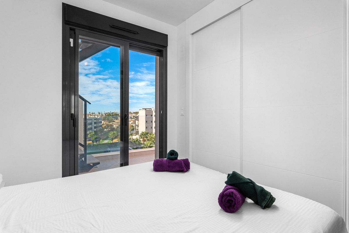Se vende Ático de 2 dormitorios en Costa Blanca, Alicante, España