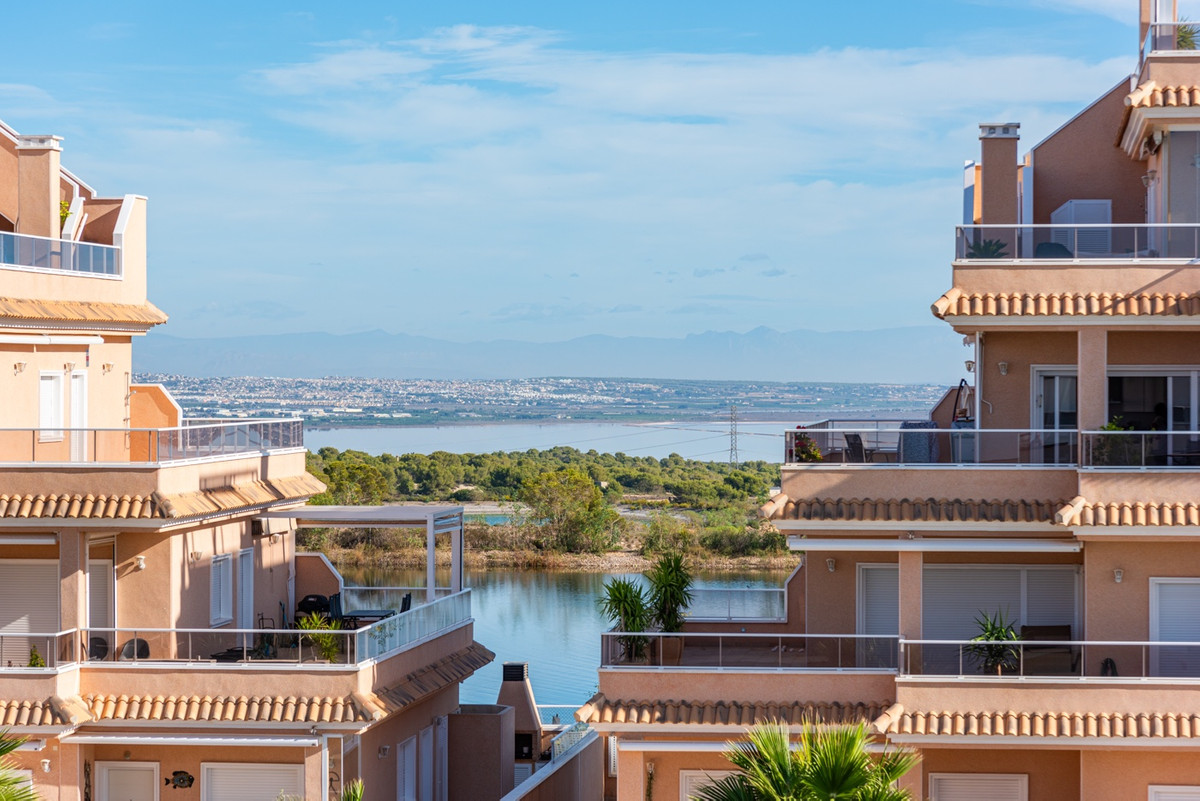 Se vende Ático de 2 dormitorios en Costa Blanca, Alicante, España