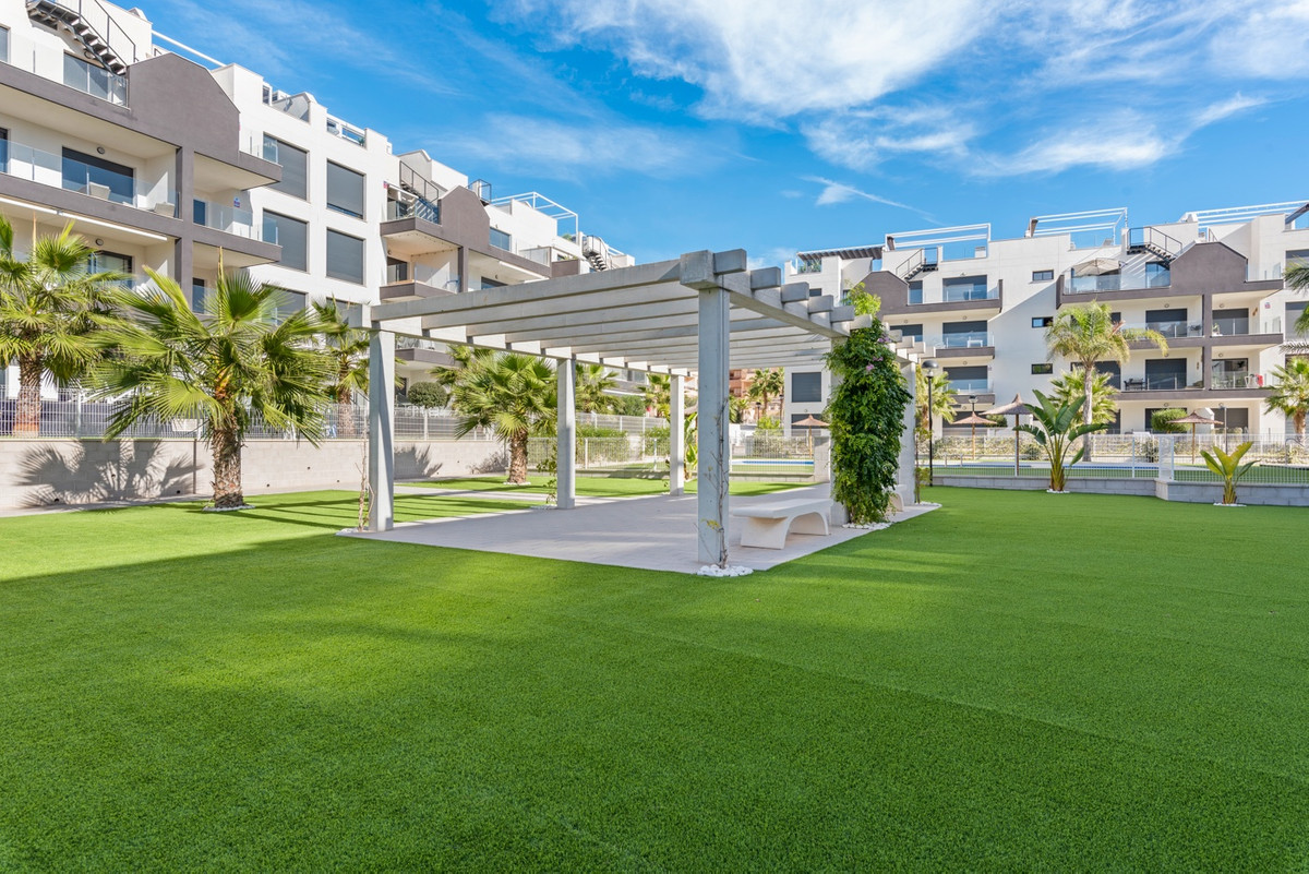 Se vende Ático de 2 dormitorios en Costa Blanca, Alicante, España