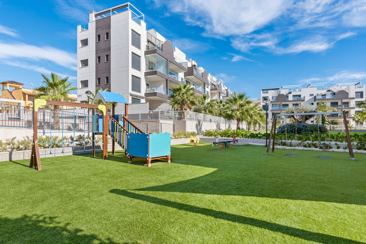 Se vende Ático de 2 dormitorios en Costa Blanca, Alicante, España