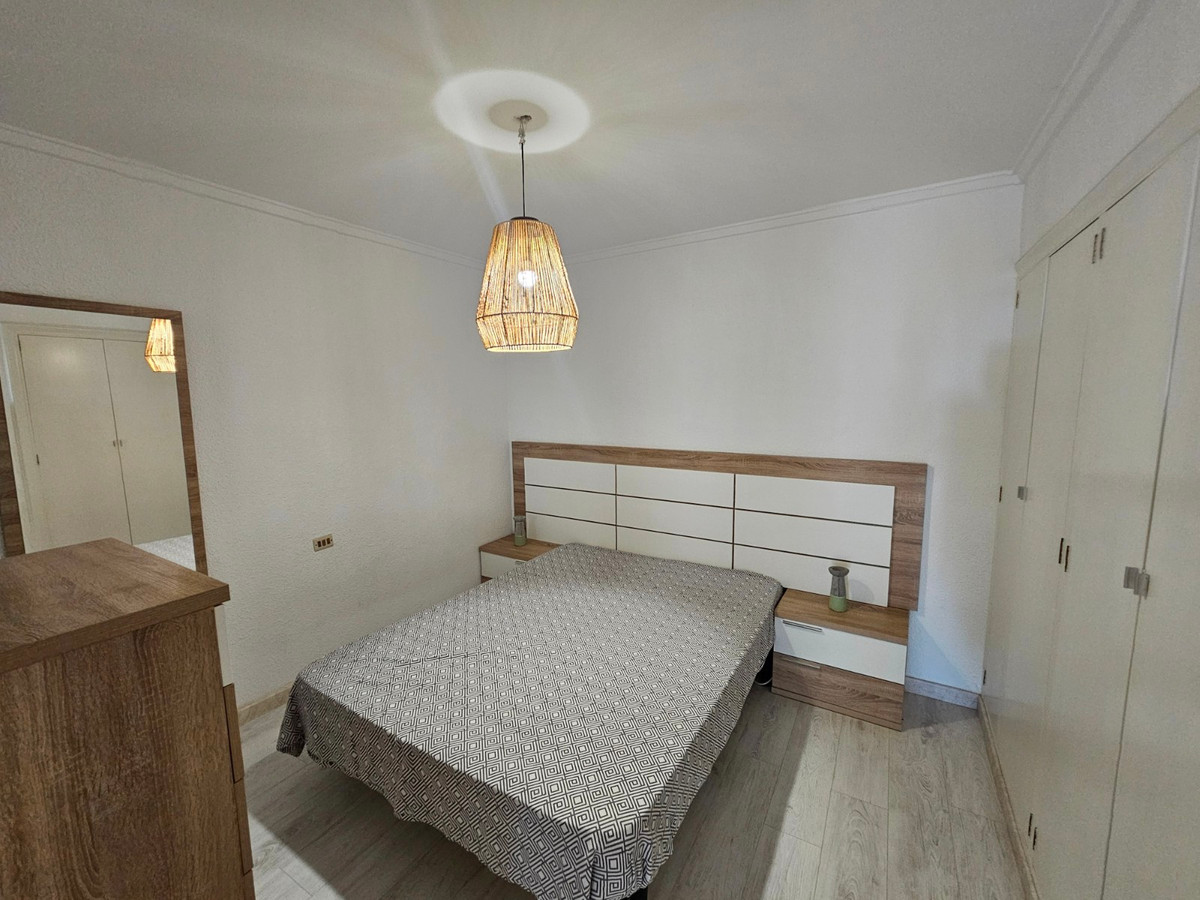 Se vende Apartamento Planta Media de 2 dormitorios en Costa Blanca, Alicante, España