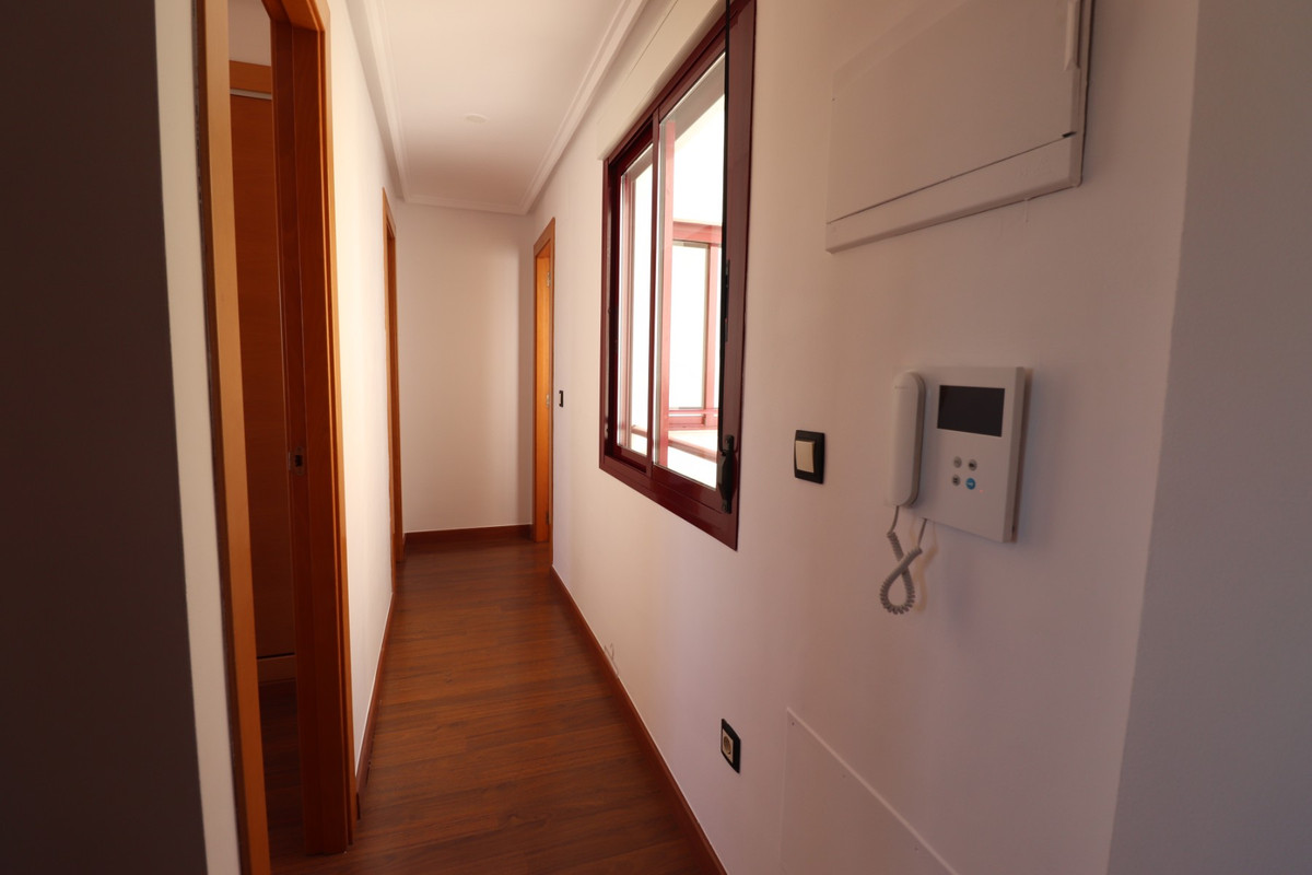 Se vende Apartamento Planta Media de 2 dormitorios en Costa Blanca, Alicante, España