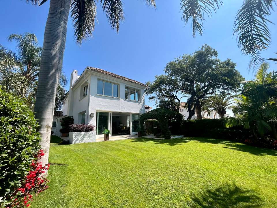 4 Bed Townhouse for sale in Mijas Costa Del Sol, Málaga, Spain