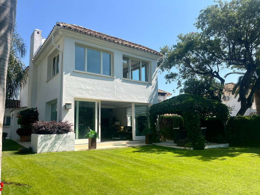 4 Bed Townhouse for sale in Mijas Costa Del Sol, Málaga, Spain