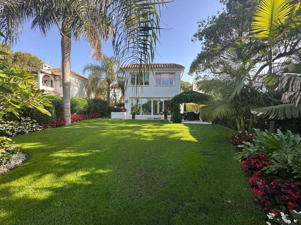 4 Bed Townhouse for sale in Mijas Costa Del Sol, Málaga, Spain