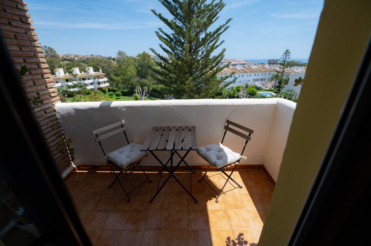 Se vende Apartamento Planta Media de 2 dormitorios en Costa Del Sol, Málaga, España