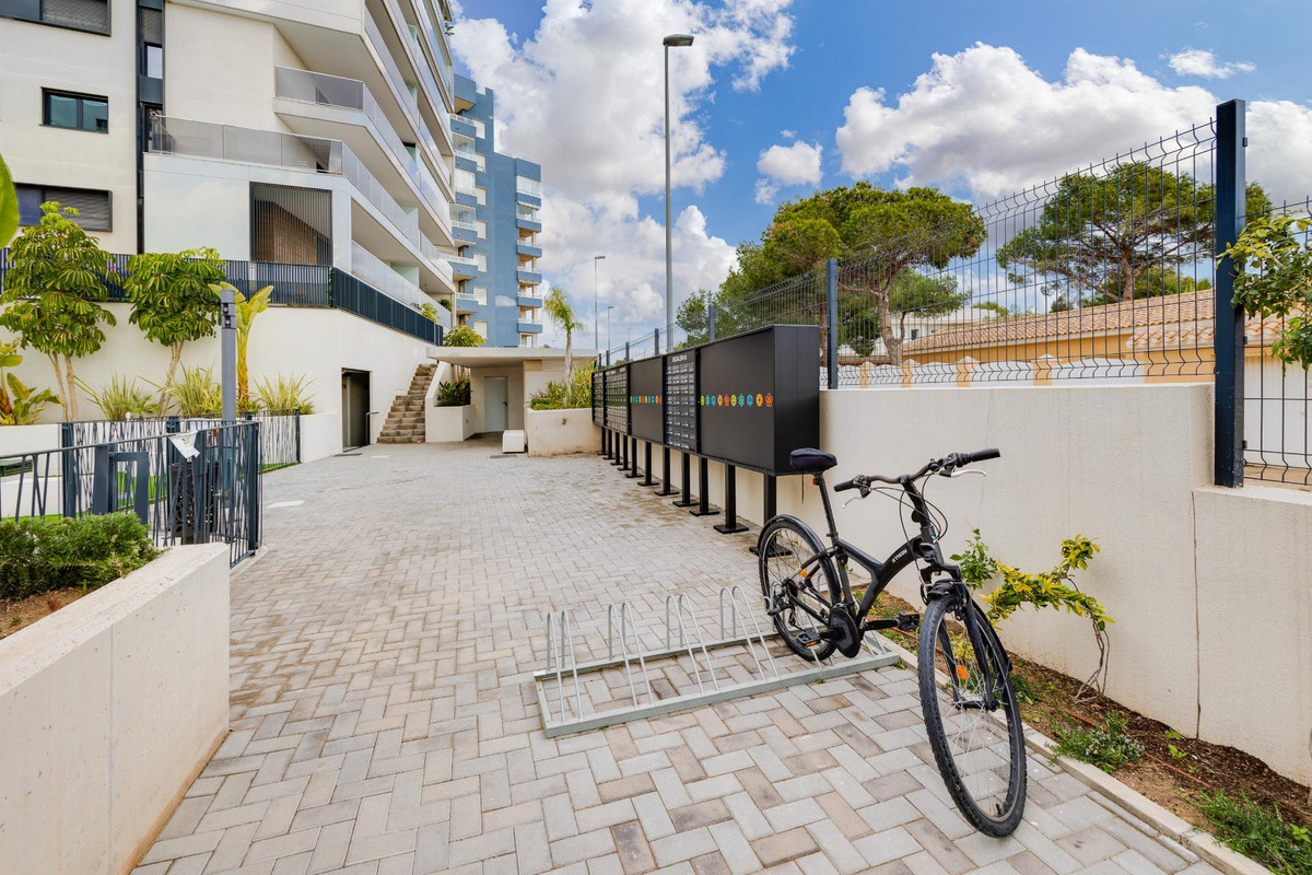 3 Bed Apartment for sale in Campoamor Costa Blanca, Alicante, Spain