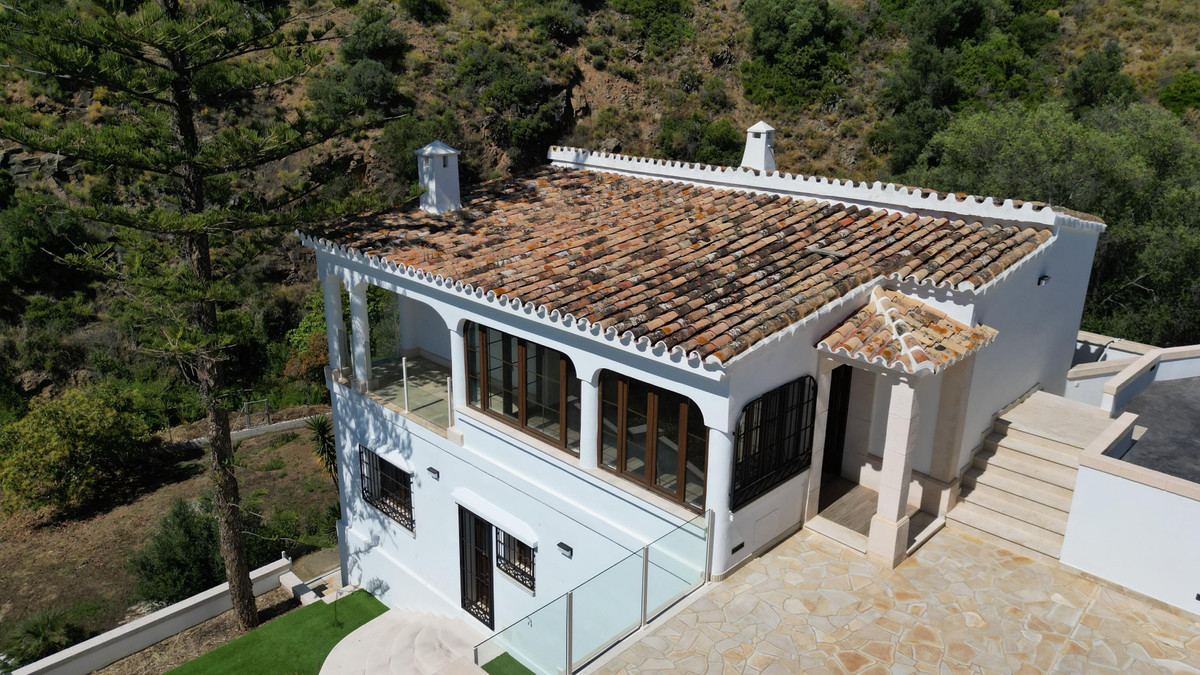 3 Bed Townhouse for sale in Marbella Costa Del Sol, Málaga, Spain
