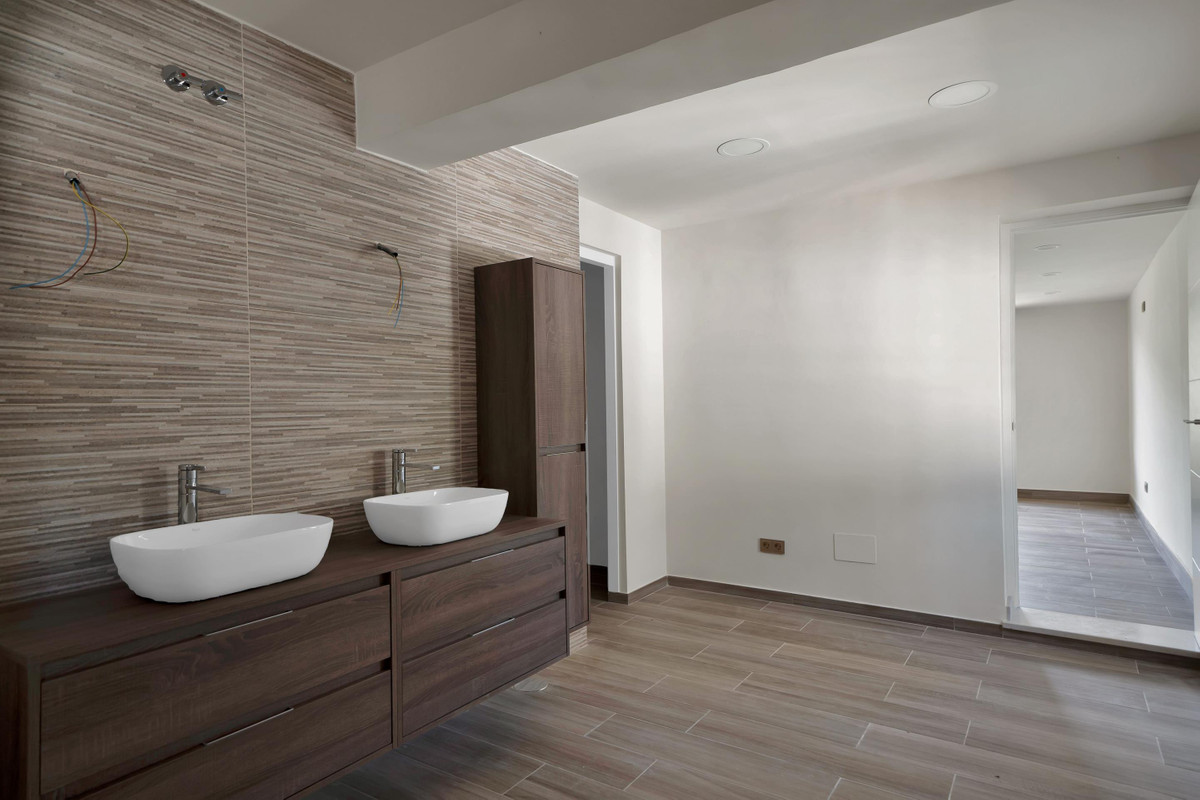 3 Bed Townhouse for sale in Marbella Costa Del Sol, Málaga, Spain