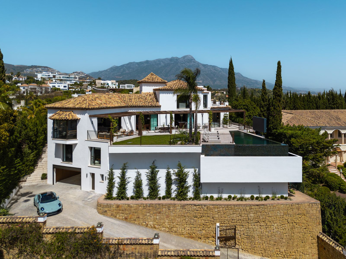 Se vende Villa - Chalet de 6 dormitorios en Costa Del Sol, Málaga, España