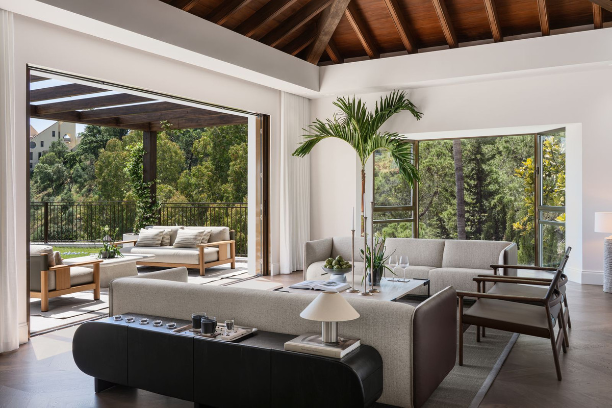 Se vende Villa - Chalet de 6 dormitorios en Costa Del Sol, Málaga, España