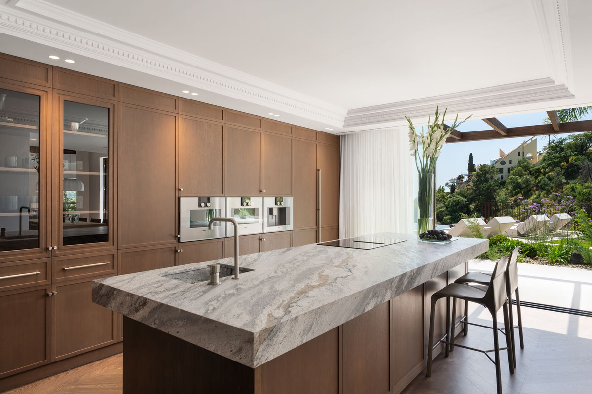 Se vende Villa - Chalet de 6 dormitorios en Costa Del Sol, Málaga, España