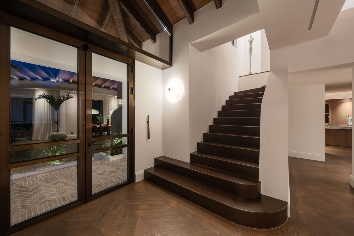 Se vende Villa - Chalet de 6 dormitorios en Costa Del Sol, Málaga, España