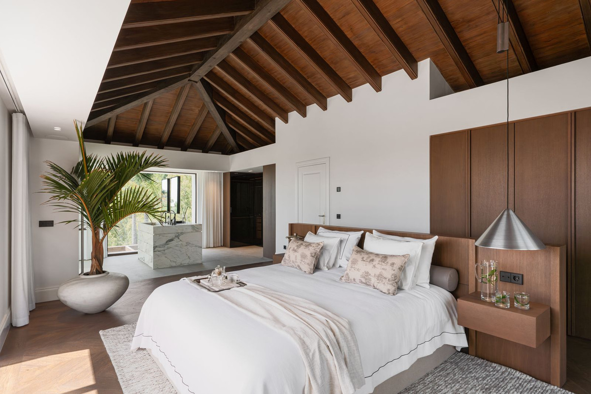 Se vende Villa - Chalet de 6 dormitorios en Costa Del Sol, Málaga, España