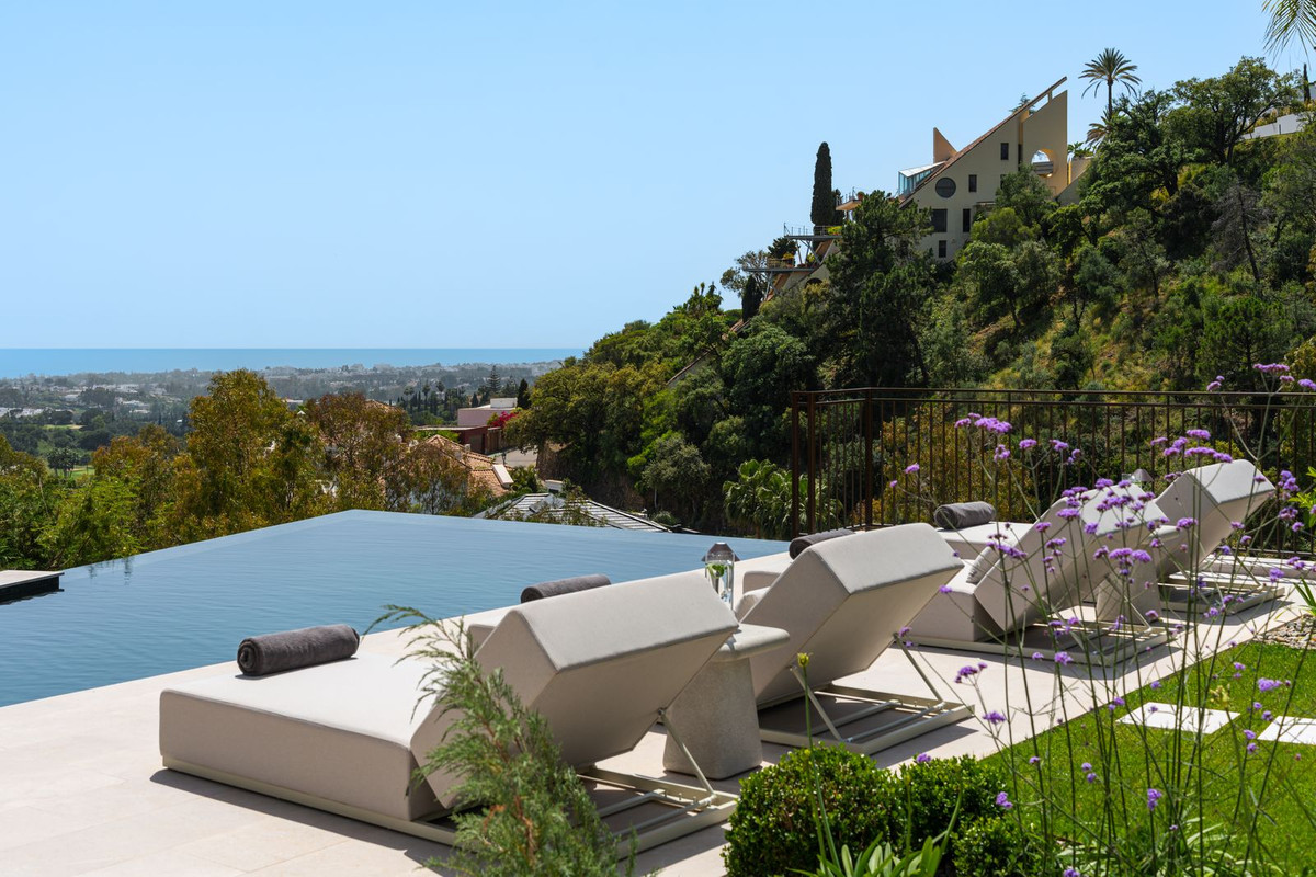 Se vende Villa - Chalet de 6 dormitorios en Costa Del Sol, Málaga, España