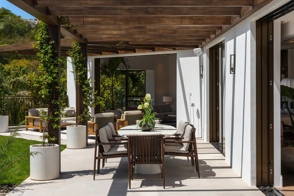 Se vende Villa - Chalet de 6 dormitorios en Costa Del Sol, Málaga, España