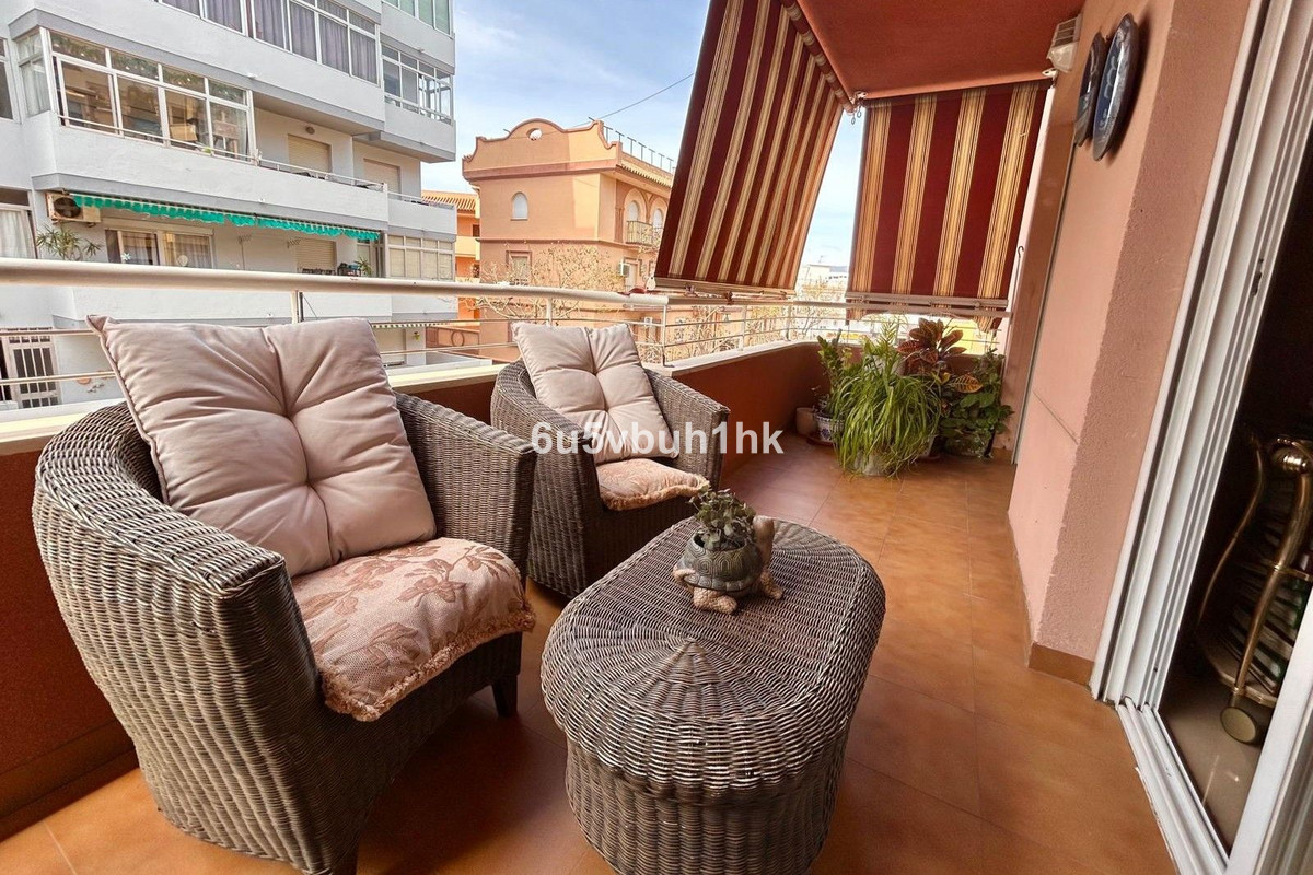 2 Bed Apartment for sale in Fuengirola Costa Del Sol, Málaga, Spain