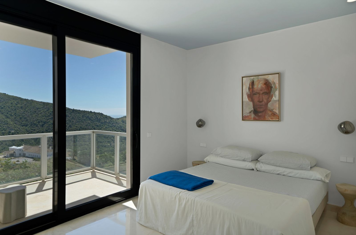 Se vende Villa - Chalet de 5 dormitorios en Costa Del Sol, Málaga, España