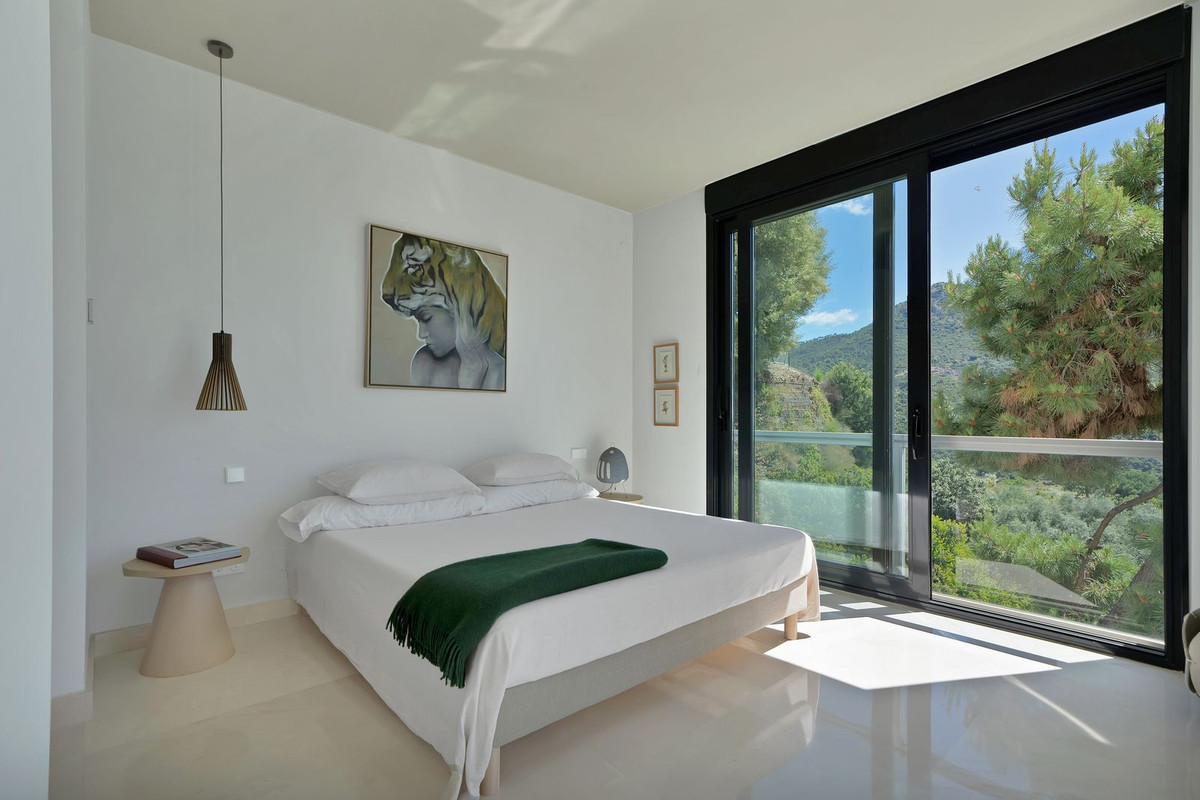Se vende Villa - Chalet de 5 dormitorios en Costa Del Sol, Málaga, España