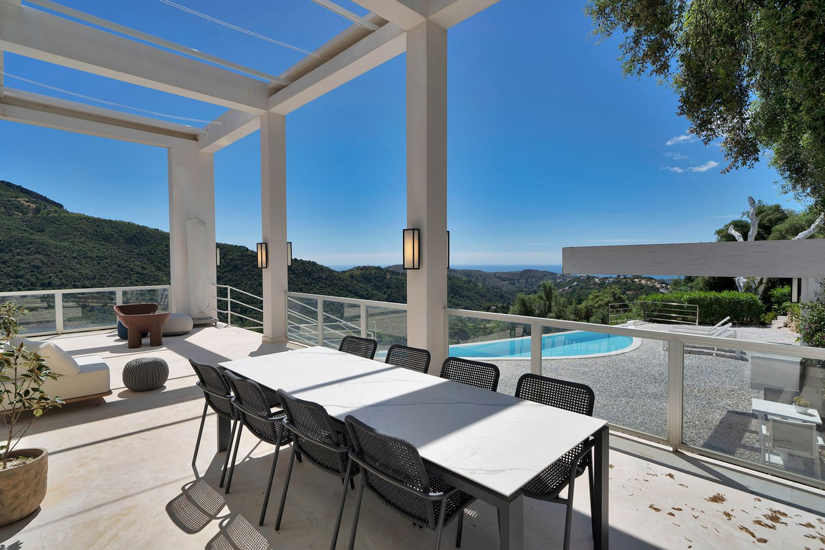 Se vende Villa - Chalet de 5 dormitorios en Costa Del Sol, Málaga, España