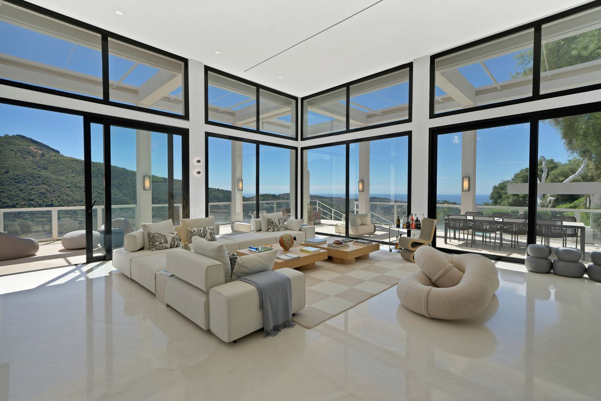 Se vende Villa - Chalet de 5 dormitorios en Costa Del Sol, Málaga, España
