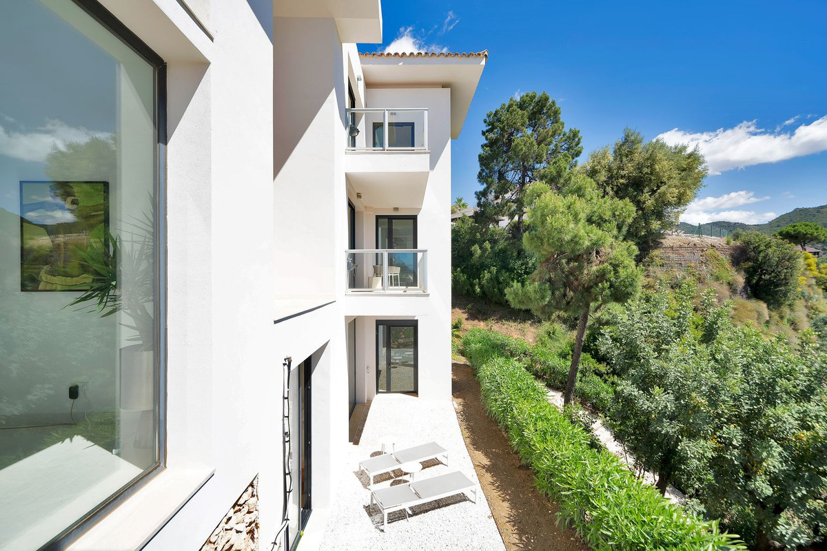 Se vende Villa - Chalet de 5 dormitorios en Costa Del Sol, Málaga, España