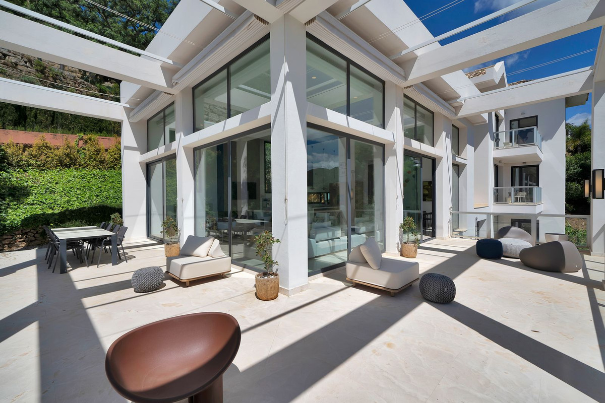 Se vende Villa - Chalet de 5 dormitorios en Costa Del Sol, Málaga, España