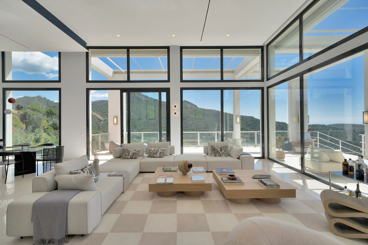 Se vende Villa - Chalet de 5 dormitorios en Costa Del Sol, Málaga, España