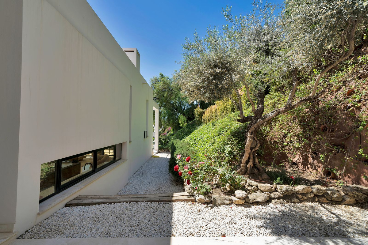 Se vende Villa - Chalet de 5 dormitorios en Costa Del Sol, Málaga, España