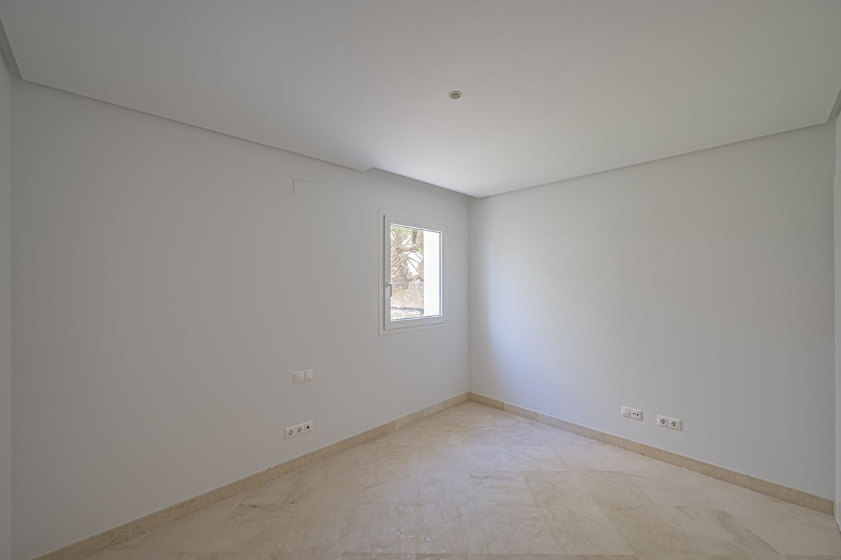 Se vende Apartamento Planta Baja de 2 dormitorios en Costa Del Sol, Málaga, España