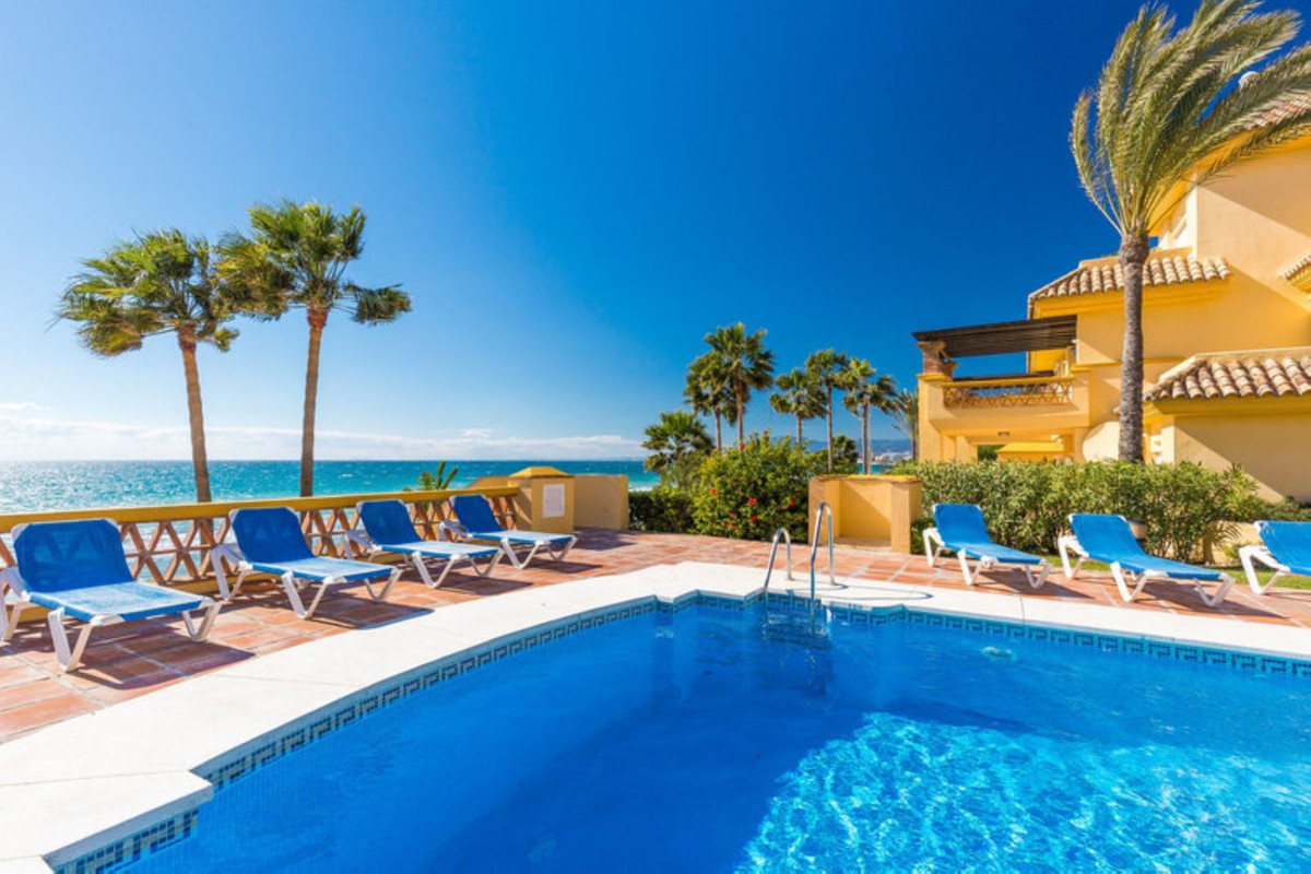 5 Bed Apartment for sale in Río Real Costa Del Sol, Málaga, Spain