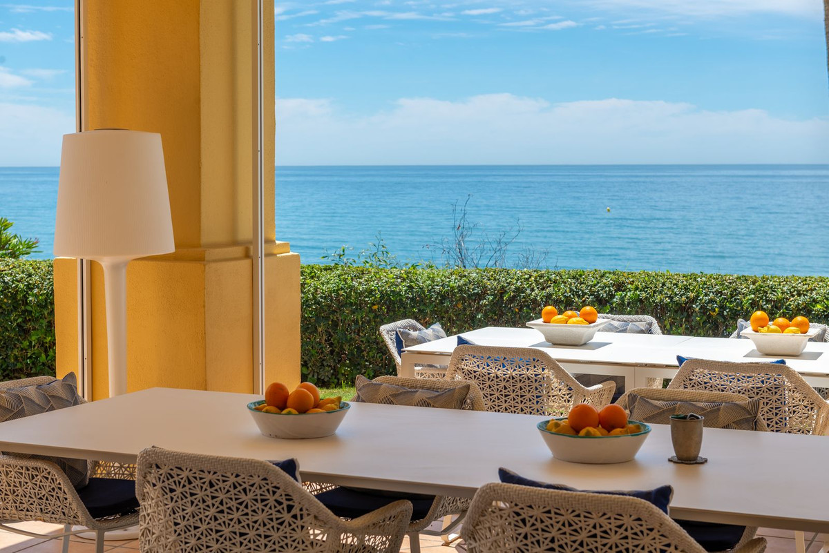 5 Bed Apartment for sale in Río Real Costa Del Sol, Málaga, Spain