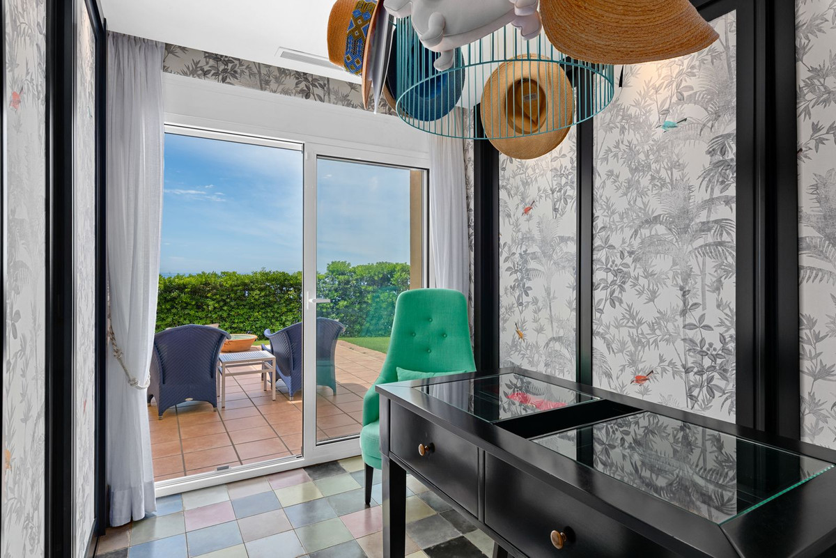 5 Bed Apartment for sale in Río Real Costa Del Sol, Málaga, Spain