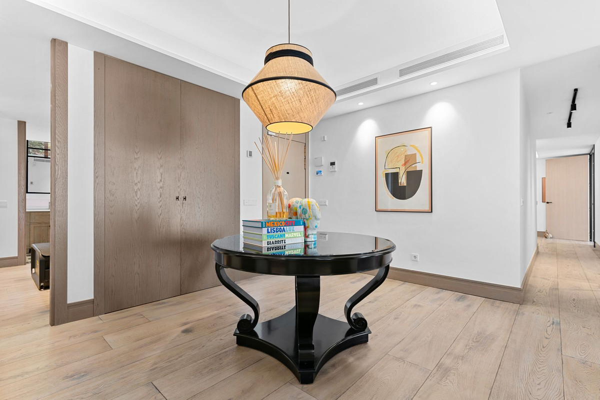 5 Bed Apartment for sale in Río Real Costa Del Sol, Málaga, Spain