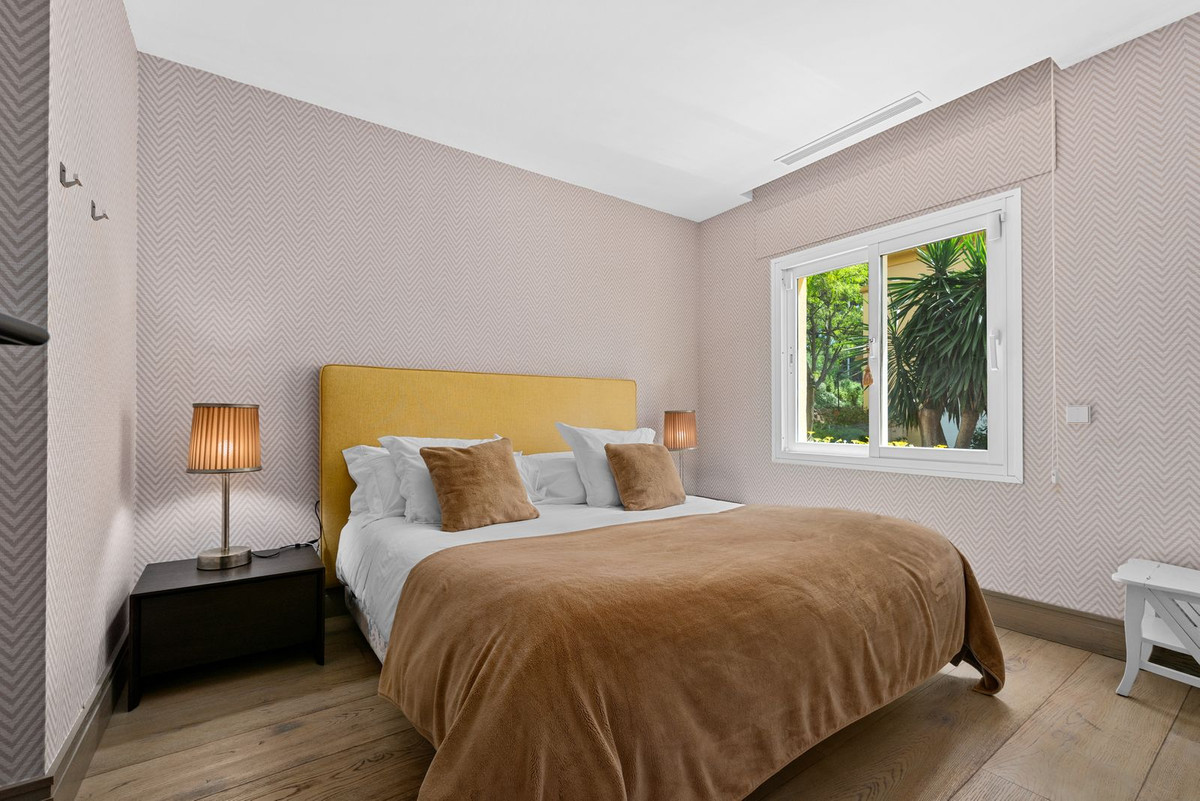 5 Bed Apartment for sale in Río Real Costa Del Sol, Málaga, Spain