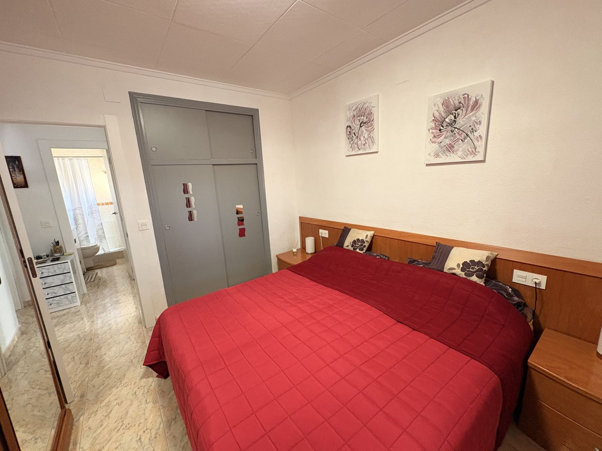 Se vende Villa - Chalet de 3 dormitorios en Costa Blanca, Alicante, España