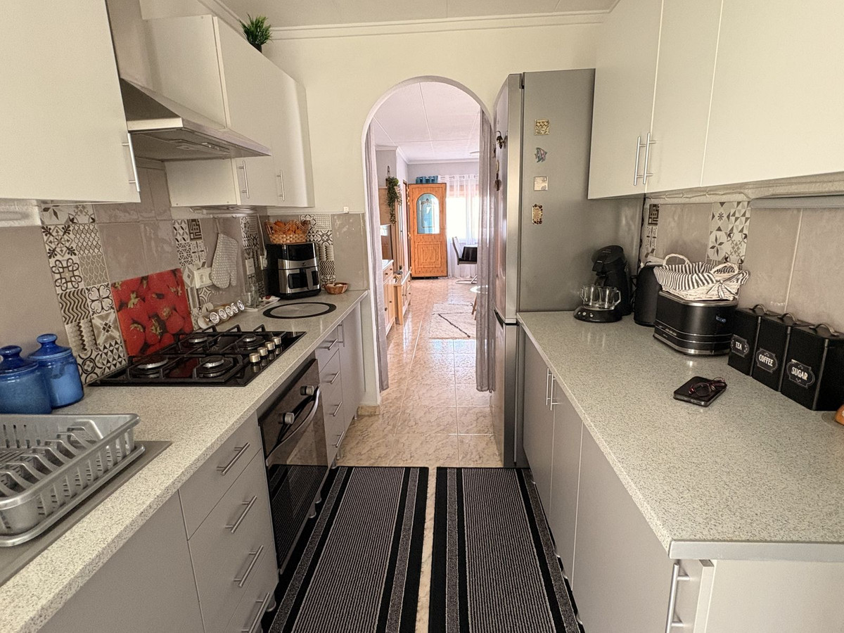 Se vende Villa - Chalet de 3 dormitorios en Costa Blanca, Alicante, España