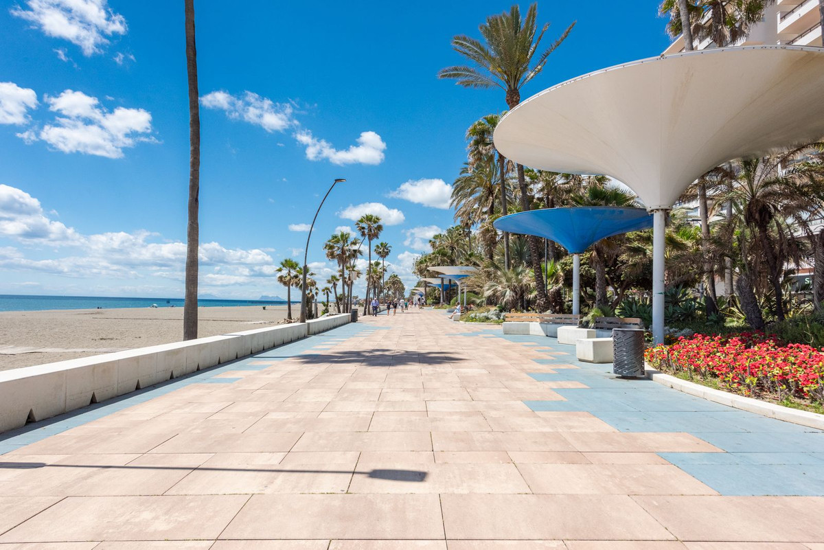 Se vende Apartamento en Planta Última de 1 dormitorios en Costa Del Sol, Málaga, España