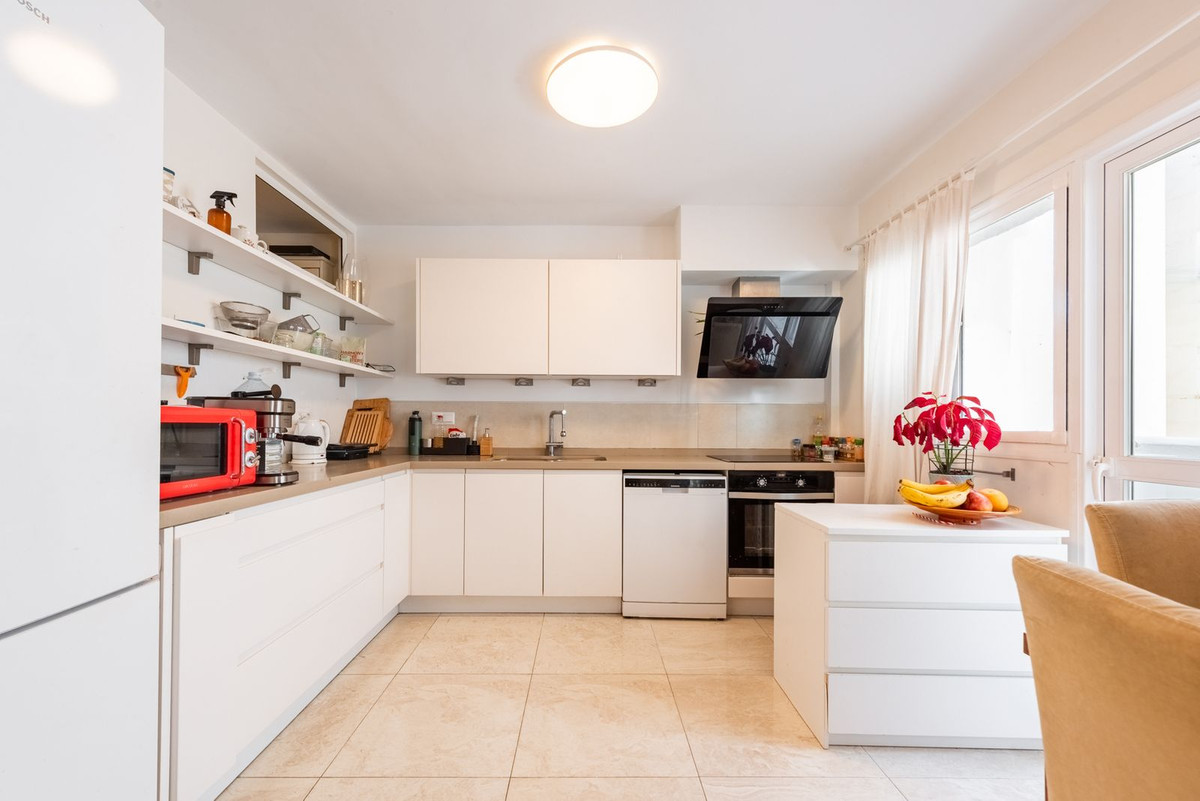 Se vende Apartamento en Planta Última de 1 dormitorios en Costa Del Sol, Málaga, España