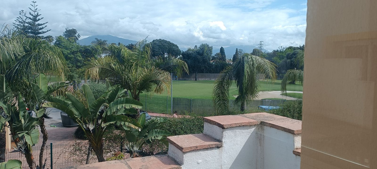 3 Bed Apartment for sale in Guadalmina Alta Costa Del Sol, Málaga, Spain