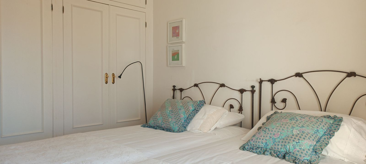 3 Bed Apartment for sale in Guadalmina Alta Costa Del Sol, Málaga, Spain