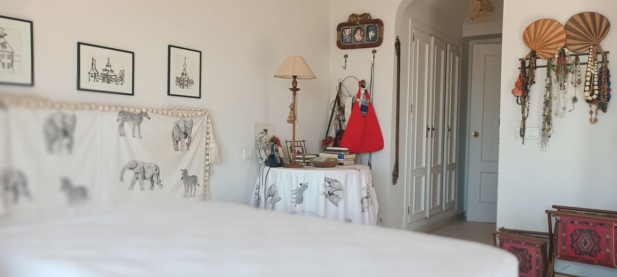3 Bed Apartment for sale in Guadalmina Alta Costa Del Sol, Málaga, Spain