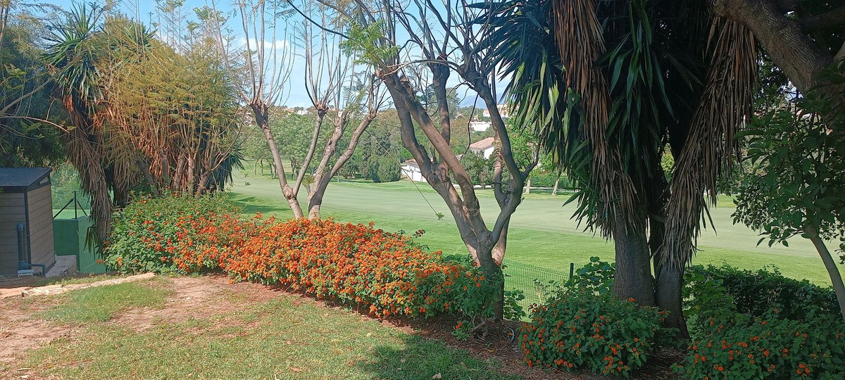 3 Bed Apartment for sale in Guadalmina Alta Costa Del Sol, Málaga, Spain