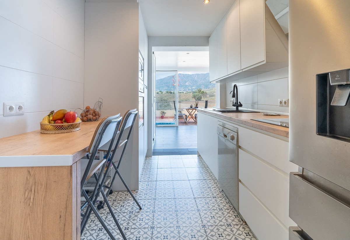 Se vende Apartamento Planta Media de 3 dormitorios en Costa Del Sol, Málaga, España