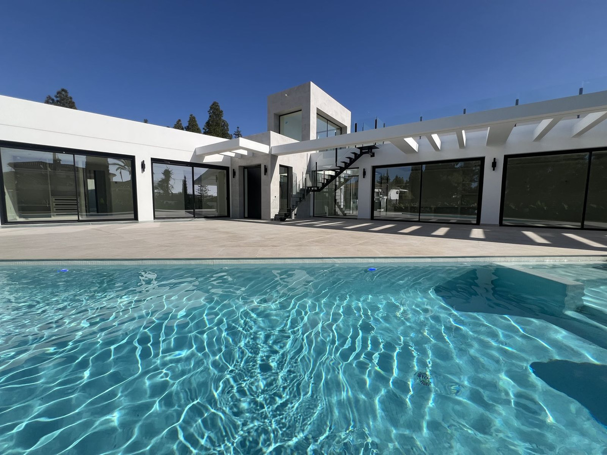 5 Bed Townhouse for sale in Mijas Costa Del Sol, Málaga, Spain