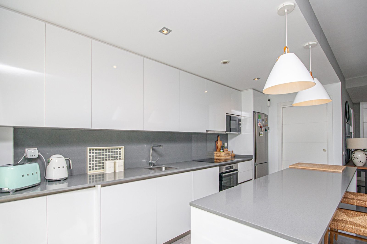 3 Bed Apartment for sale in La Cala De Mijas Costa Del Sol, Málaga, Spain