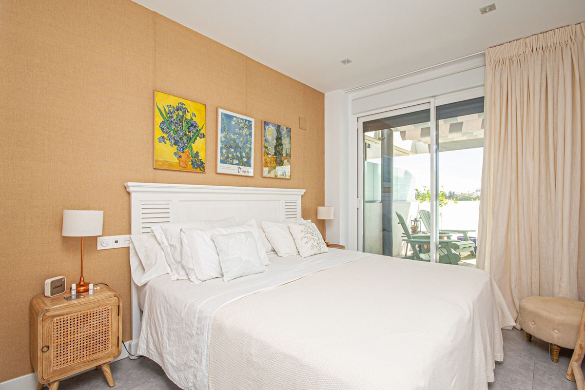 3 Bed Apartment for sale in La Cala De Mijas Costa Del Sol, Málaga, Spain
